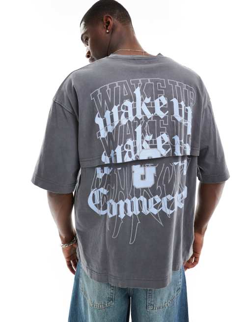 Bershka – T-Shirt in Anthrazit mit „Wake Up“-Print 