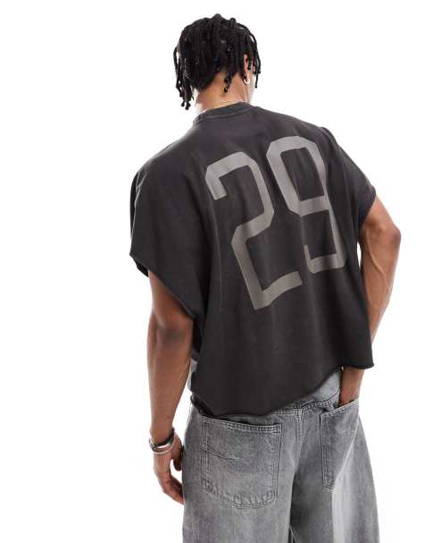 Bershka – T-Shirt in Grau mit „T&F“-Print - view 1