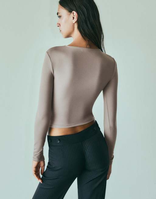 Bershka T-shirt in poliammide con cut-out beige, 3 di 5