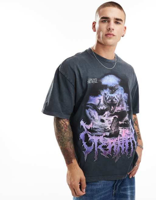 Bershka – T-Shirt in Schwarz mit Gothic-Textprint
