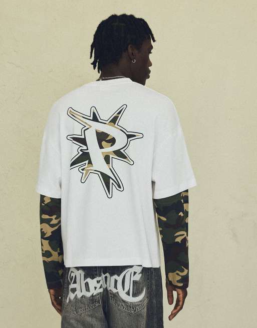 Bershka – T-Shirt in Weiß mit zweilagigem Ärmel-Design und Print, 3 von 5