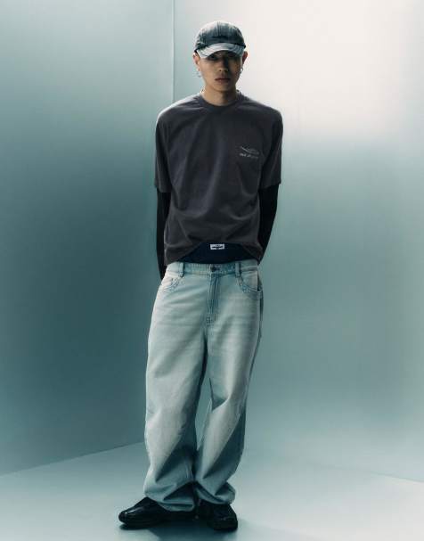 Bershka - T-shirt met dubbele mouwen en print in zwart - view 1