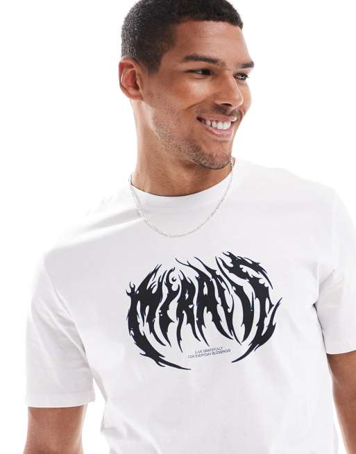 Bershka - T-shirt met gotische print op de voorkant in wit 