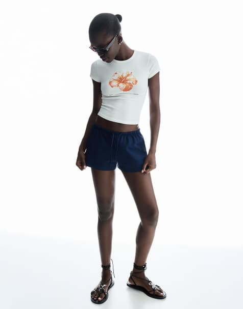 Bershka - T-shirt met korte mouwen en print in wit - view 1