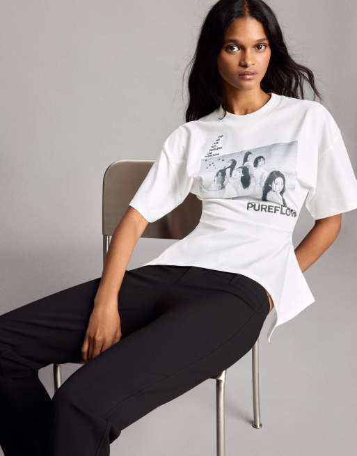 Bershka T-shirt met korte mouwen en uitsnijding in wit, 2 van 5