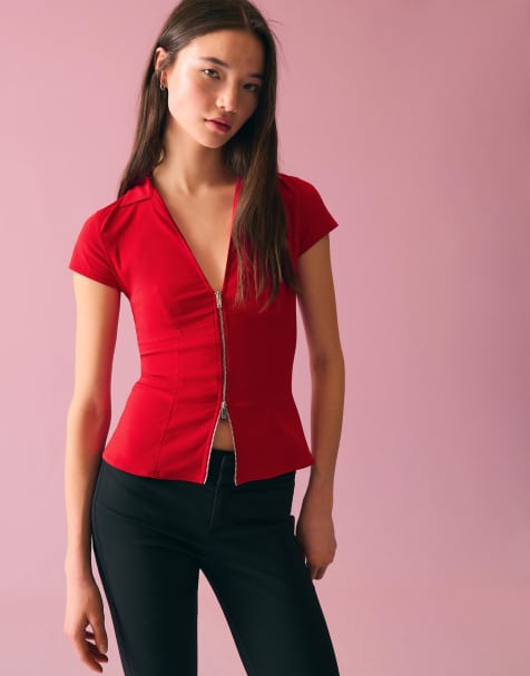 Bershka - T-shirt met korte mouwen, rits en print in rood - view 1
