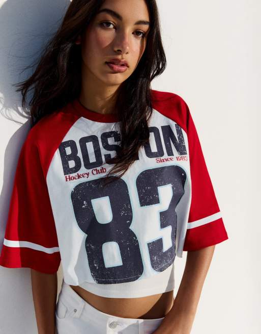 Bershka T-shirt met korte raglanmouwen en print in wit, 2 van 5