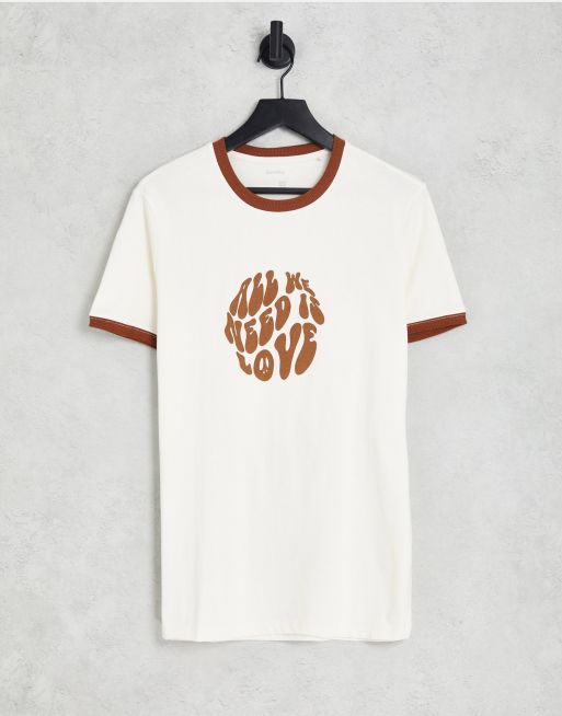 Bershka - T-shirt met 'Love' print en gekleurde randen in wit