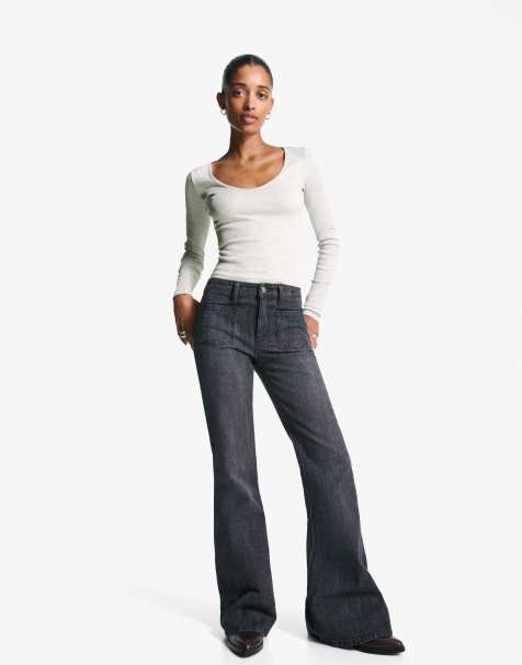 Bershka - T-shirt met V-hals en lange mouwen in lichtgrijs - view 1