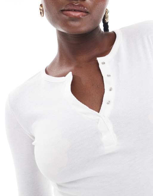 Bershka - T-shirt mini a maniche lunghe bianca con bottoni, 4 di 4