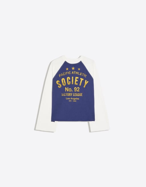 Bershka t-shirt raglan à manches longues imprimé contrastant bleu, 5 de 5