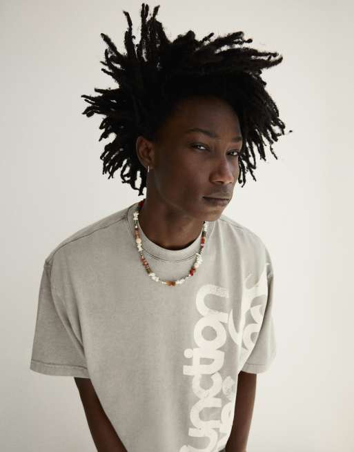 Bershka - T-shirt squadrata grigio slavato con stampa, 3 di 4