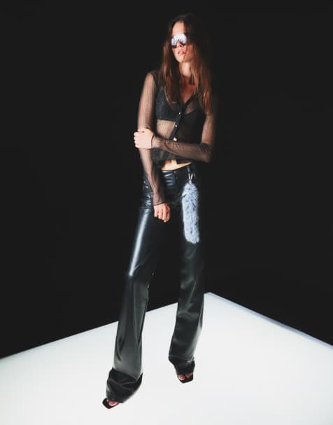 Bershka - T-shirt van tule met lange mouwen en strass in zwart - view 1