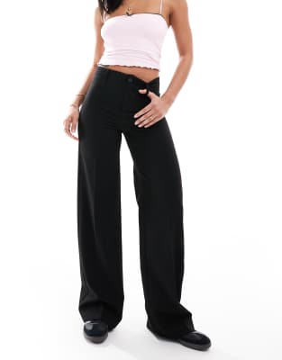 Bershka Petite Straight Leg Tailored Pants In Gray