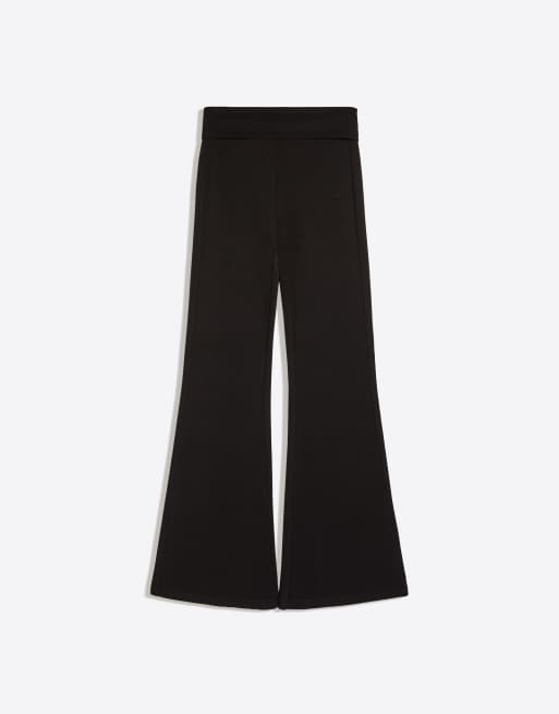 Bershka Tall flared trousers in black, 5 of 5