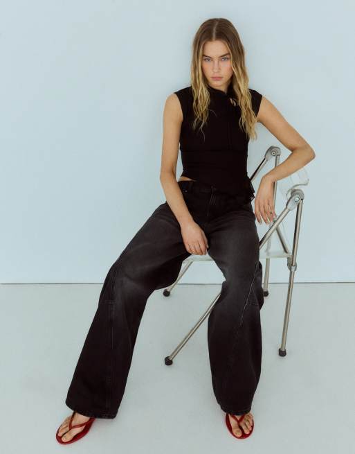 Bershka Tall lavtaljede barrel-jeans i sort, 2 af 6