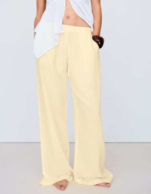 Bershka Tall linen blend trousers with an elasticated waistband in yellow, 3 of 4