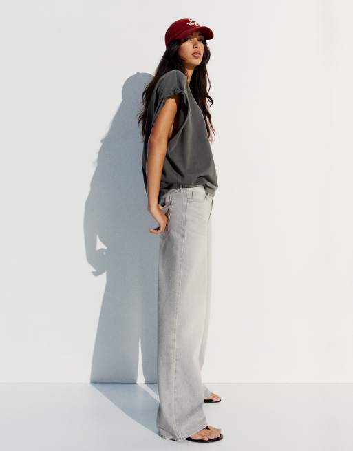 Bershka Tall Low-Rise Straight Jeans in Hellgrau, 2 von 5