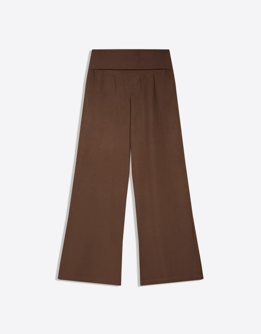 Bershka Tall pantalon à revers à la taille marron, 4 de 4