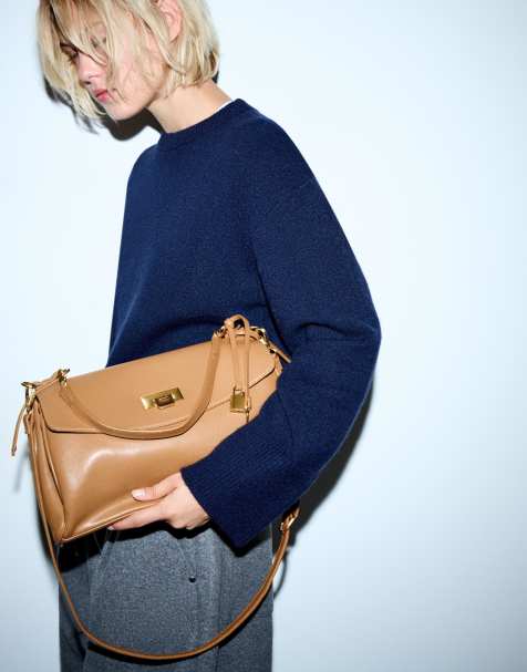 Bershka – Tasche in kamelbrauner Lederoptik - view 1