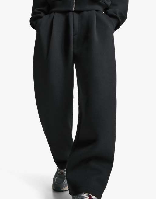 今季新品未使用　BASICKS Technical Artist Trouser BASICKS Technical Artist Trouser | A WORD.ONLINE SHOP
