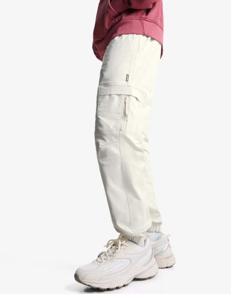 Bershka - Technische cargobroek in beige - view 1