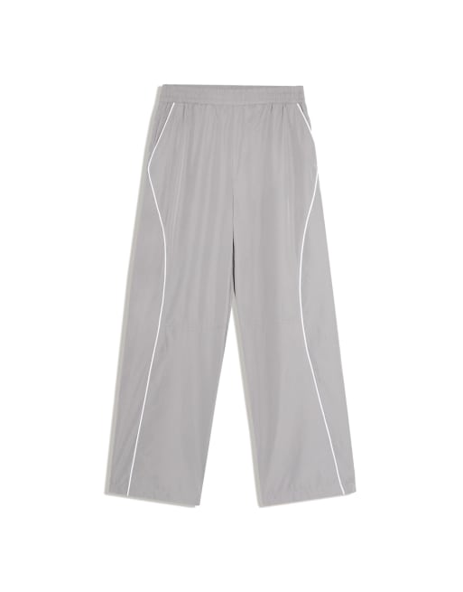 Bershka tekniske baggy bukser i lysegrå, 3 af 3