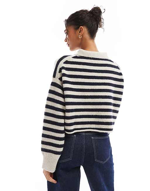 Bershka textured knitted polo sweater in black and tan Bershka textured knitted polo sweater in black and tan