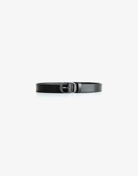 Bershka Thin belt with oval buckle in black - view 1