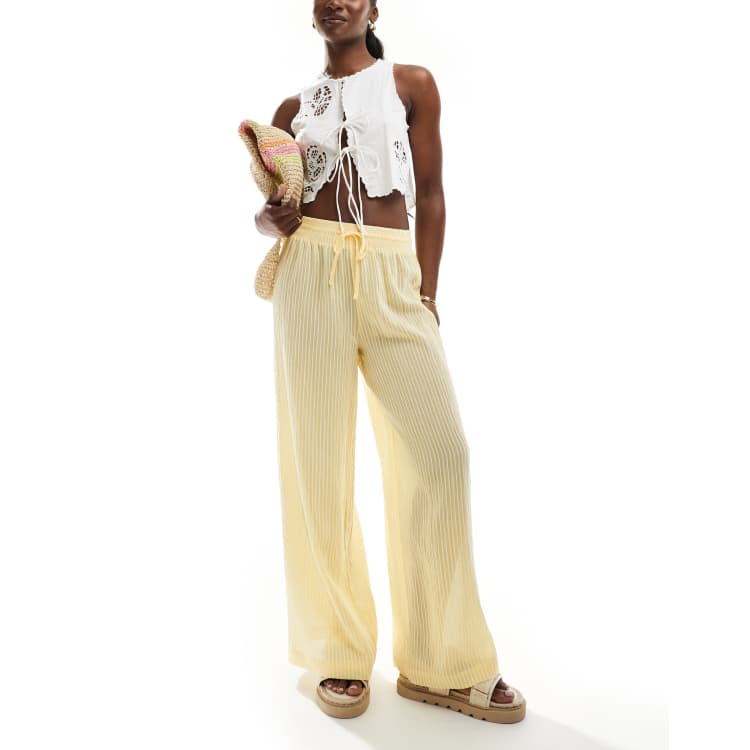 206841864-1-yellow?$n_750w$&