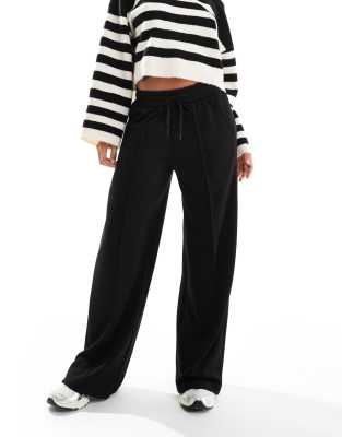 tie waist wide leg sweatpants in black-Gray