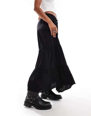 tiered maxi skirt in black