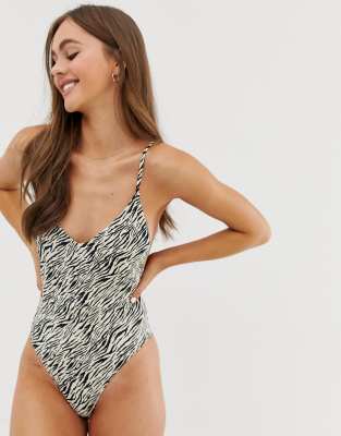 bershka beachwear