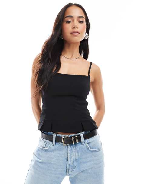 Bershka - Top a corsetto sartoriale con scollo dritto nero - view 1