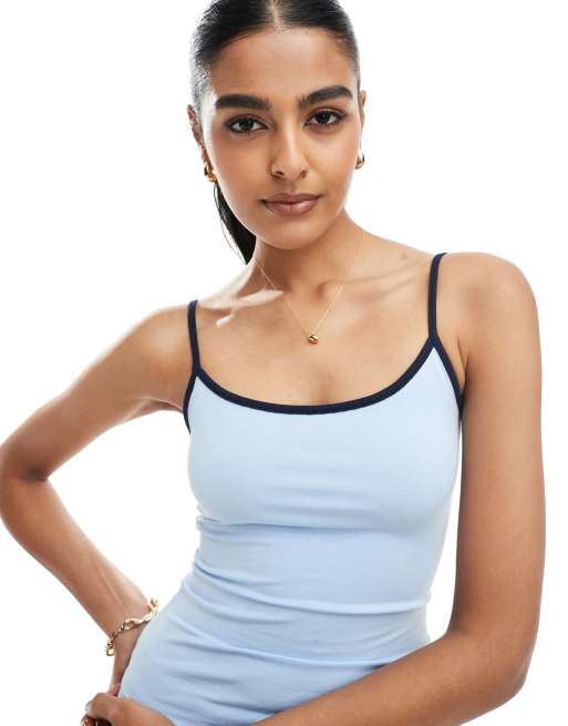 Bershka - Top à encolure dégagée et bords contrastants - Bleu et marine