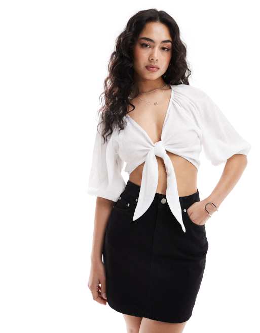 Bershka - Top aspect lin avec liens devant - Blanc