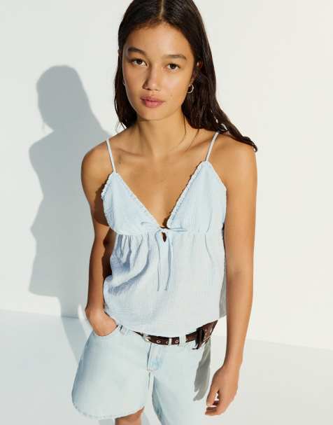 Bershka - Top con spalline a volant blu denim - view 1