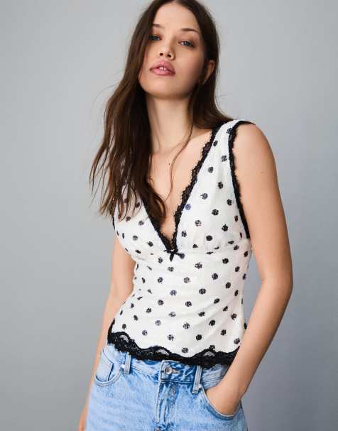 Bershka - Top met lovertjes in wit - view 1