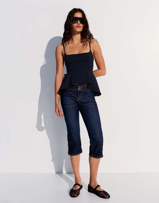 Bershka Top mit Rüschen und Trägern in Marineblau, 4 von 5