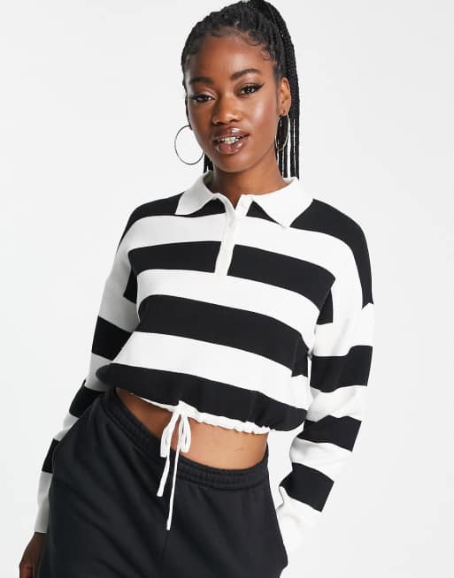 Bershka – Top o krótkim fasonie w czarno-białe paski z kołnierzykiem polo