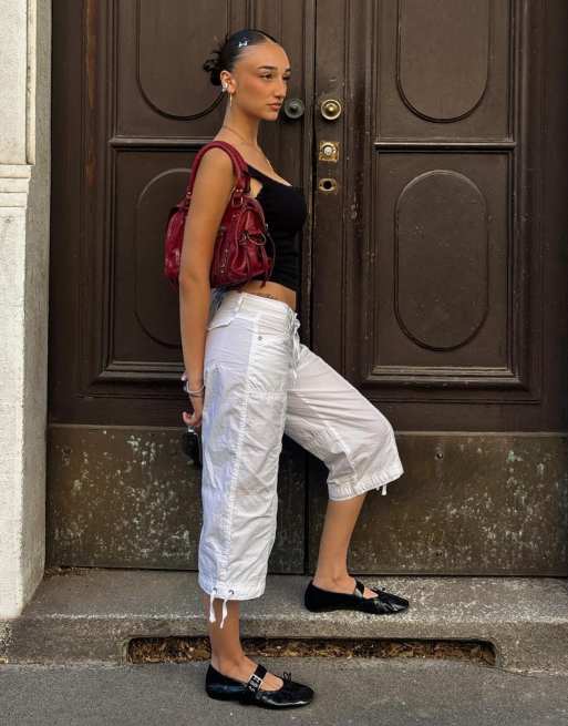 Bershka - Top serafino in pizzo nero con spalline sottili, 3 di 4