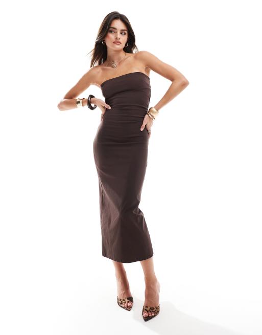 Bershka – Trägerloses Bengaline-Maxikleid in Braun
