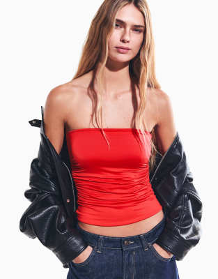 Bershka - Trägerloses Oberteil in Koralle mit Raffung-Orange