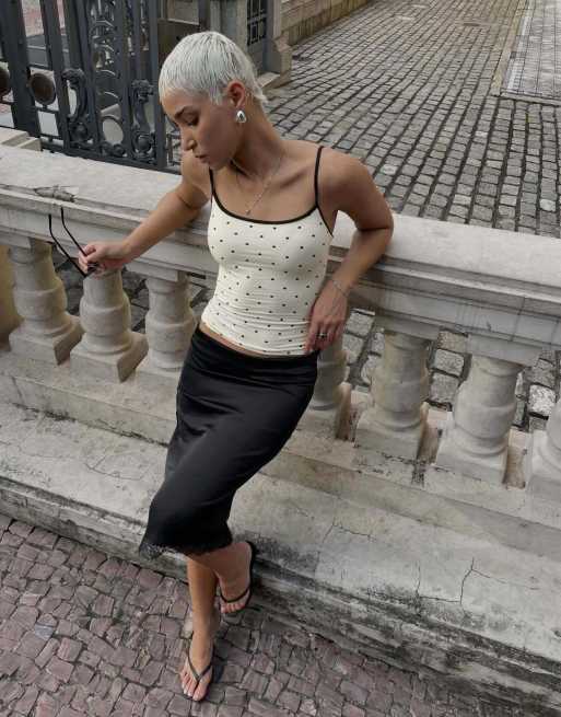 Bershka – Trägertop in Schwarz und Weiß, 2 von 6