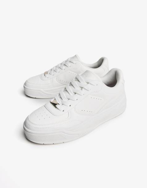 Bershka Trainers in white - view 1