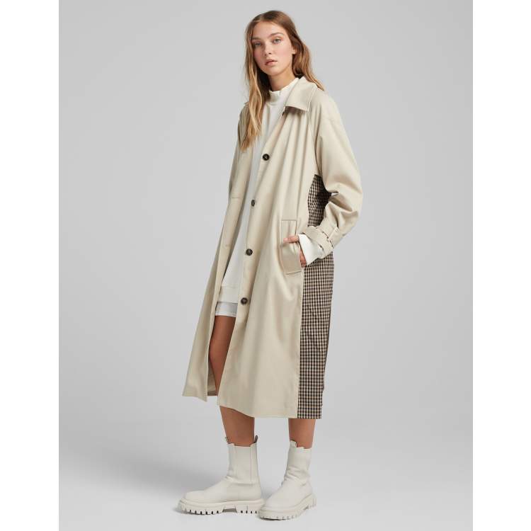 Bershka Trench coat avec dos fantaisie et details a carreaux contrastants Ecru ASOS