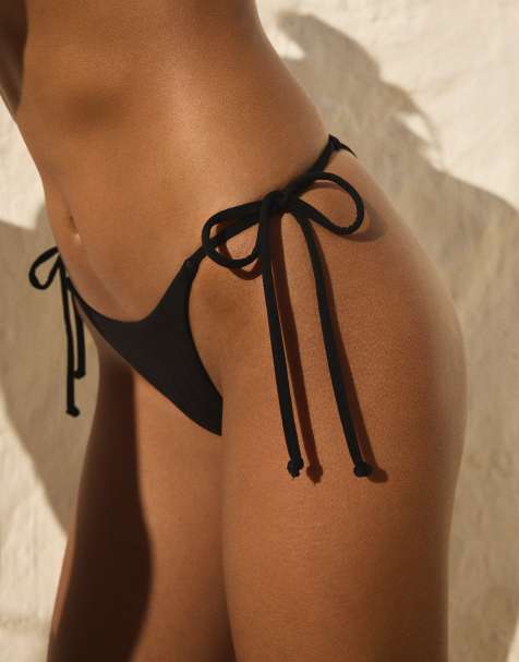 Bershka – Triangel-Bikinihose in Schwarz - view 1