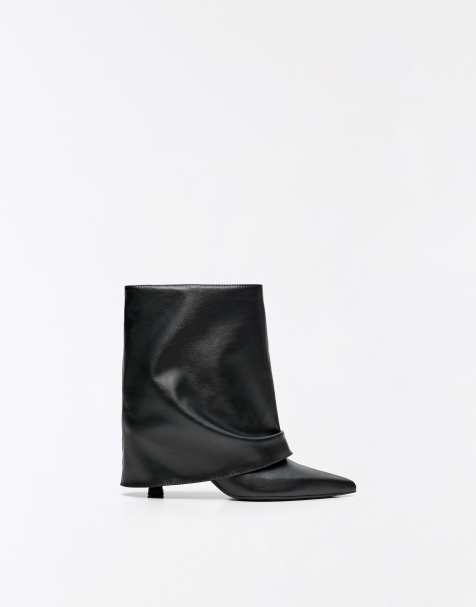 Bershka Trouser ankle boots in black - view 1