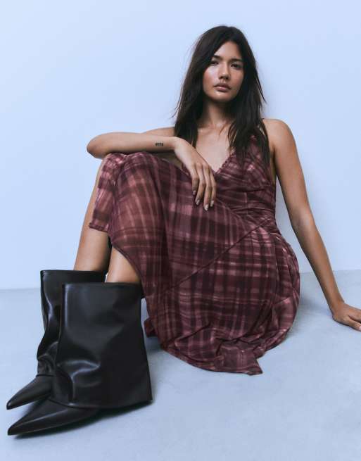 Bershka Trouser ankle boots in black, 2 of 7