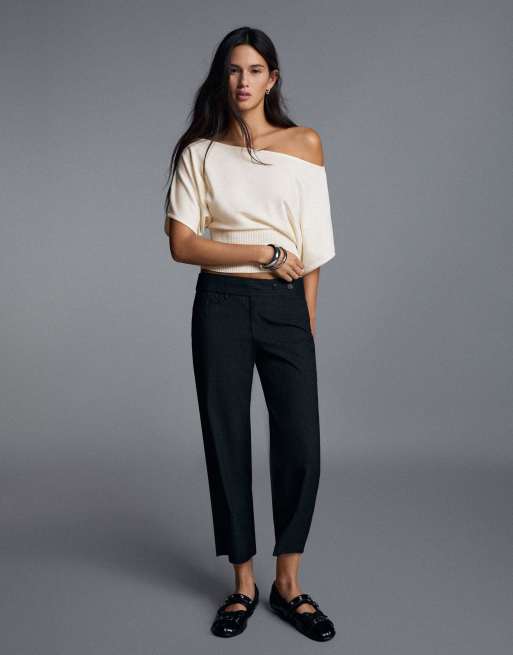 Bershka trui met asymmetrische hals in ecru, 4 van 5